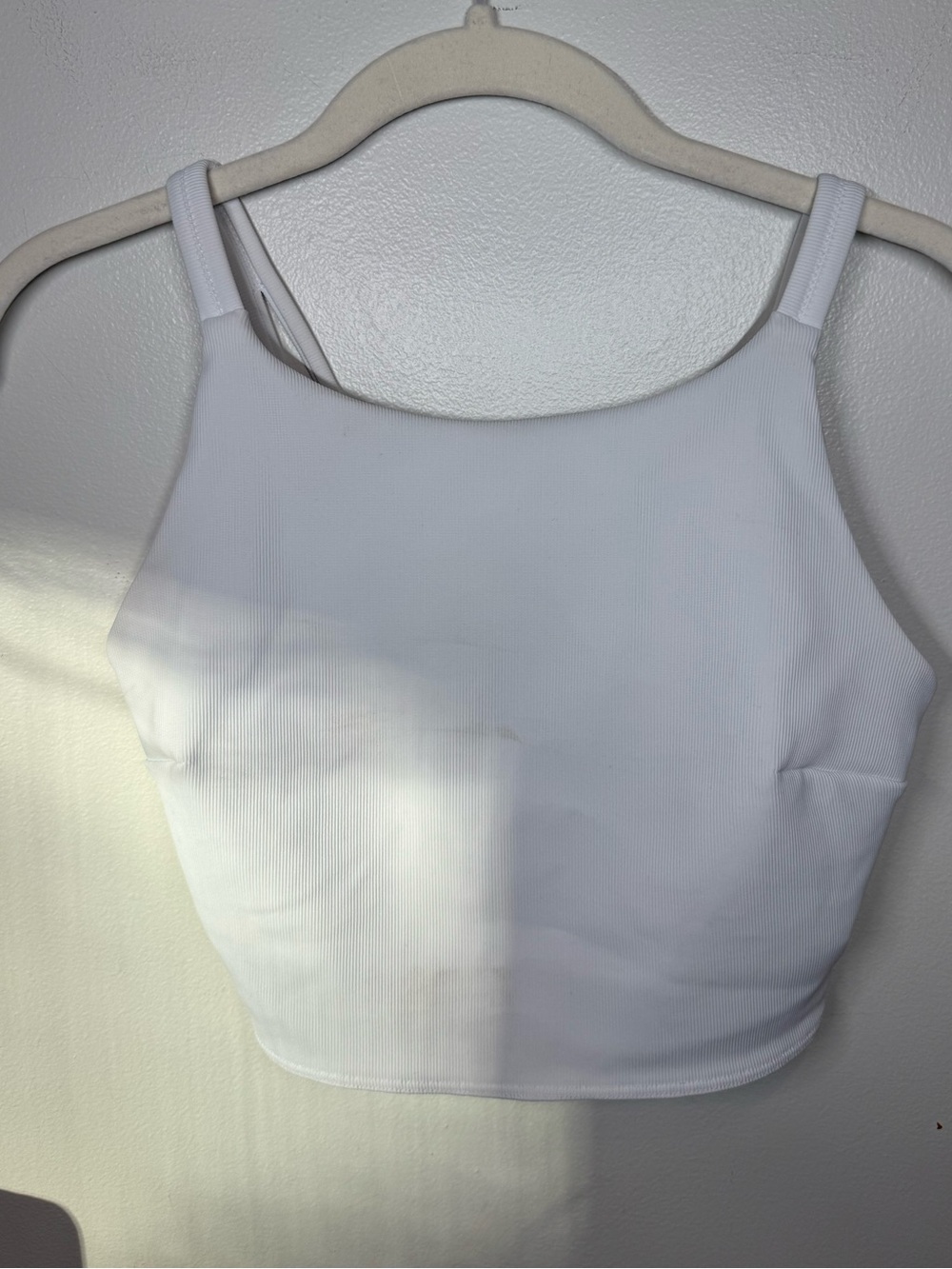 Lululemon Ribbed Back-Twist Yoga
Bra *Light Support, C/D Cup
White